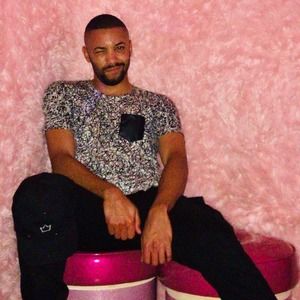 Meet your Posher, Kenneth